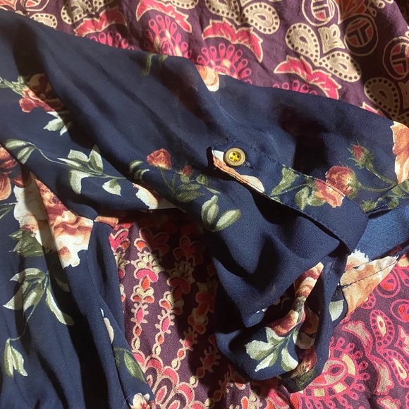 2/20 J for Justify Floral Blouse Zippers Buttons Elastic Waist 3/4 Sleeve Top - Picture 7 of 12